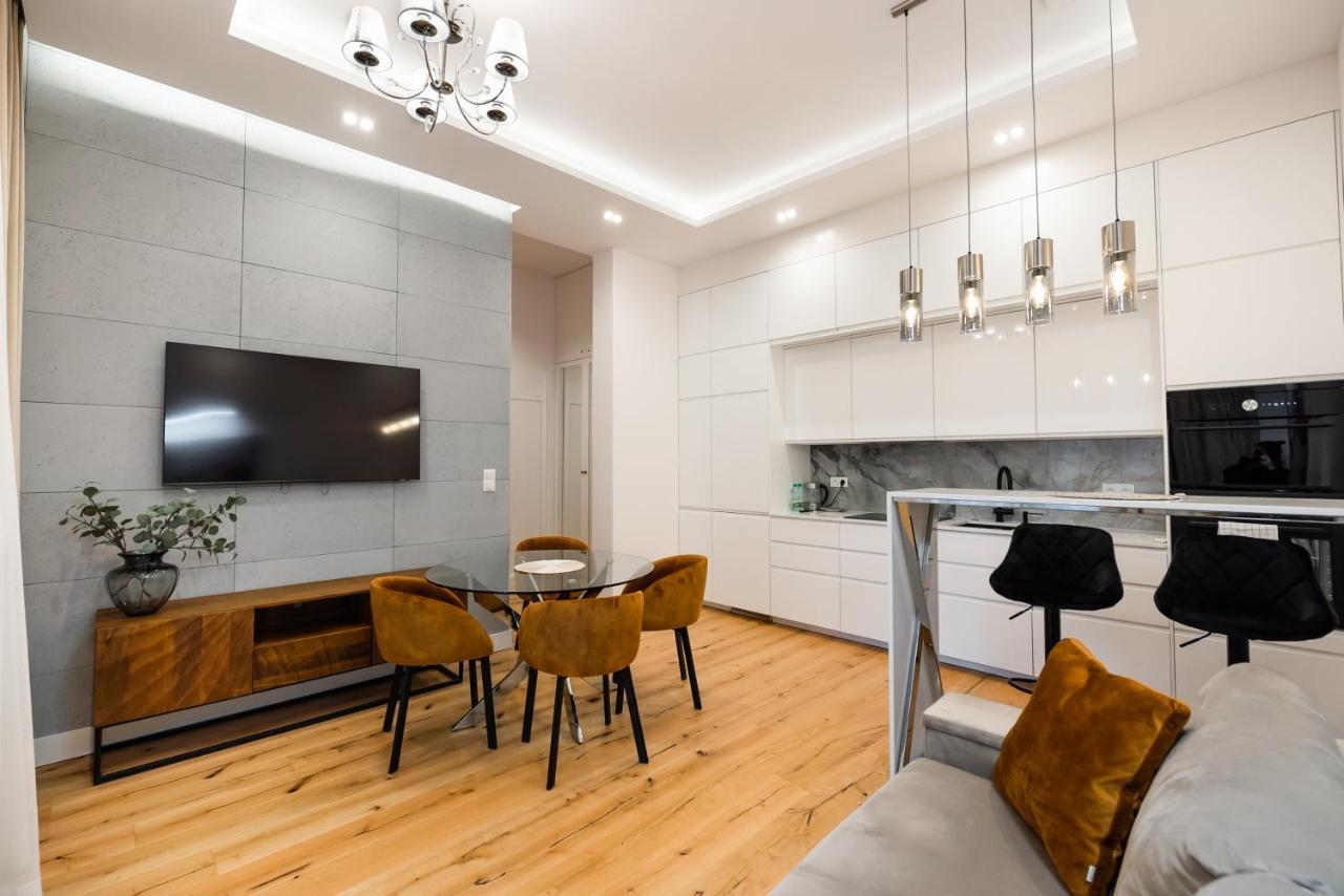 Zlota Sophisticated Apartment Varşova Dış mekan fotoğraf